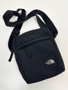 North Face City Voyager Crossbody Bag TNF Black